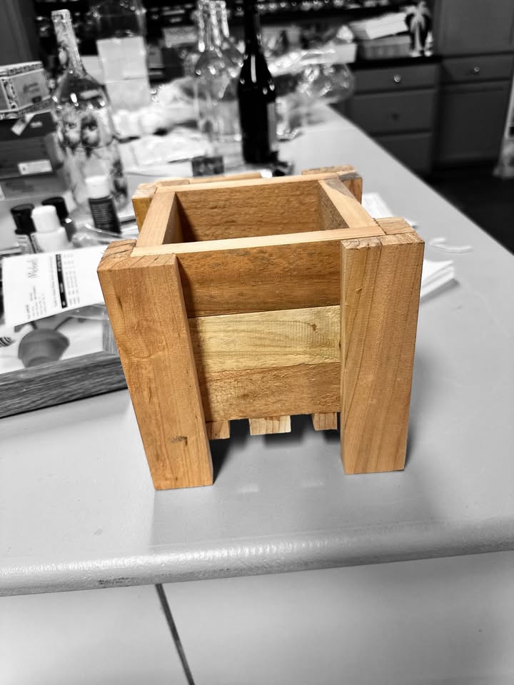 Build A Cedar Planter