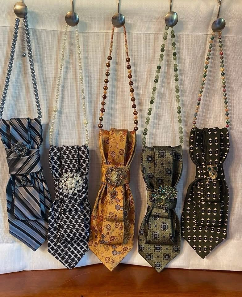 Tie Necklace Class