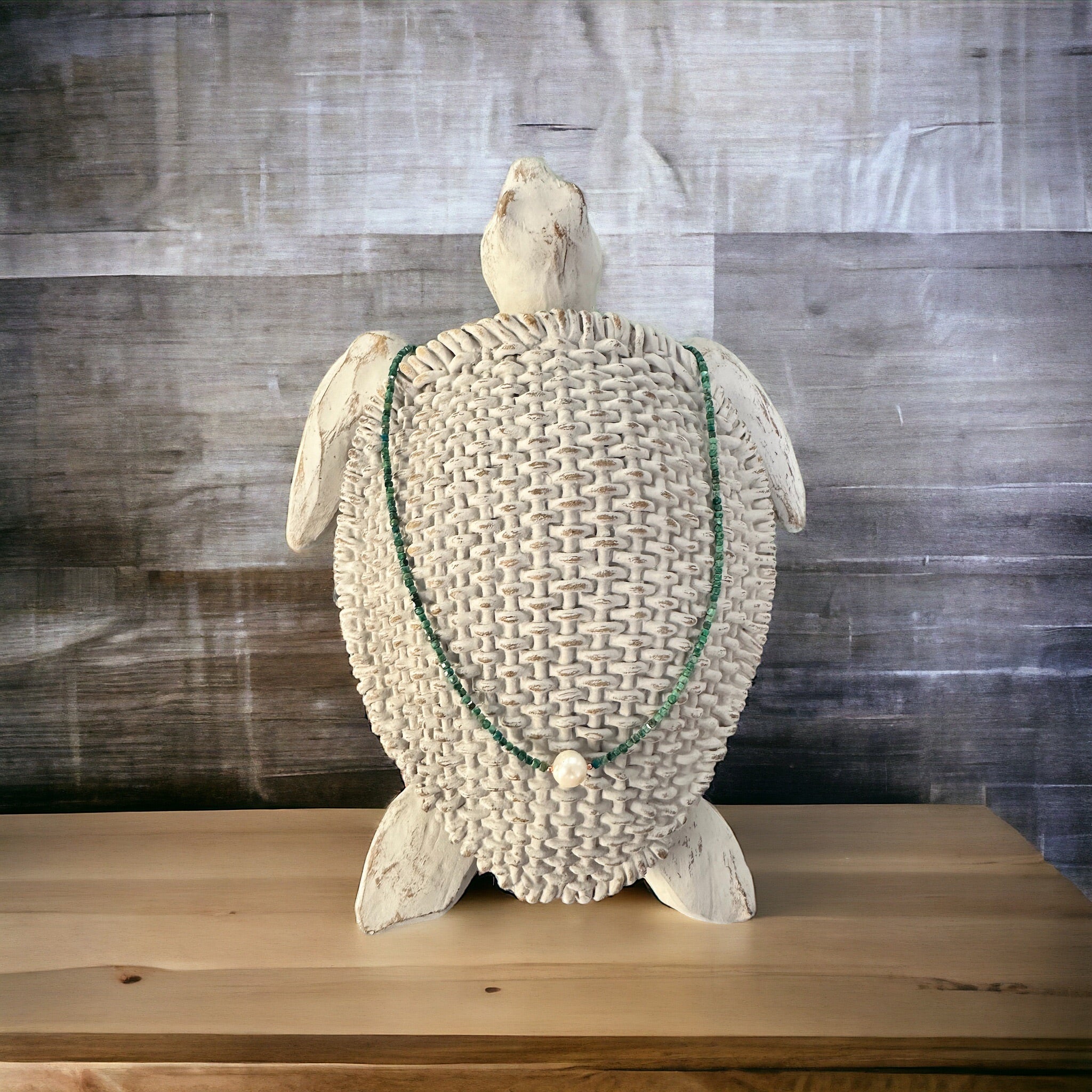 Design A Necklace w/Pearl centerpiece